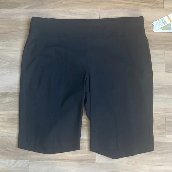 Ruby Rd black short pull on short with stretch slimming contour waistband 24W - Picture 6 of 17